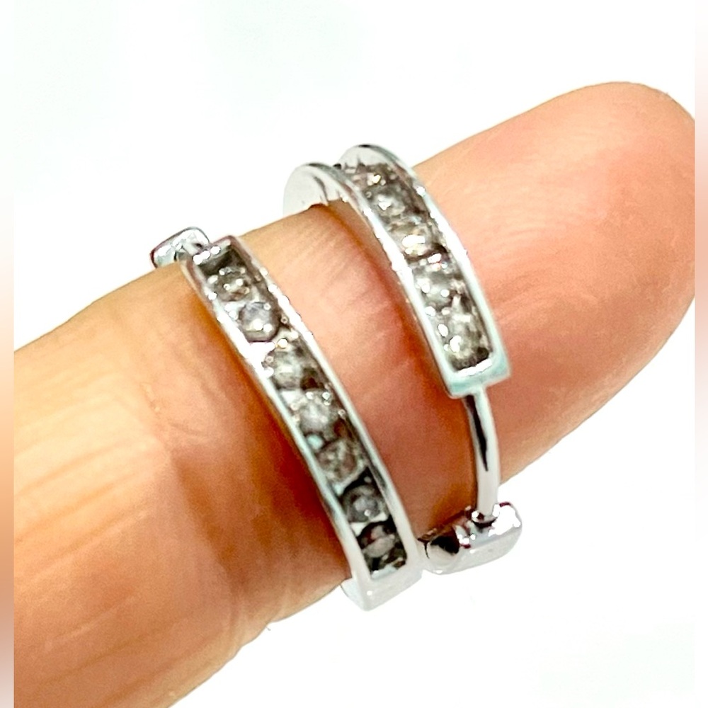 10KG Diamond Earrings